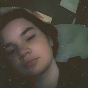 Meet your Posher, Macey